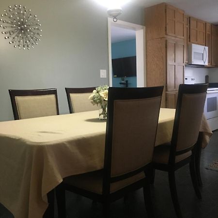 Barberry Court Motel &Cabins Лейк Джордж Екстериор снимка